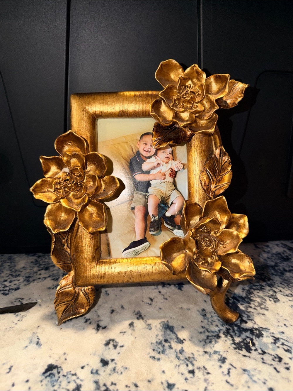 Gold Floral Picture Frame 4x6 Ornate Flower Leaf Tabletop Photo Frame